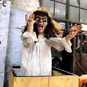 Half-Body Animatronic Ghost Prop Halloween Haunted House Escape Room Decoration