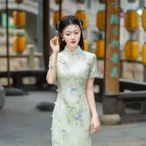 Light Green Elegant Bodycon Mulberry Silk Traditional Qipao Dress Women Color Block Pattern Midi Length Comfortable