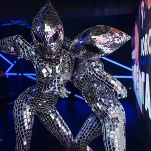 Nightclub performance stage dance team suit Mirror Dance Suits Night Club Dancing Costume for Girls